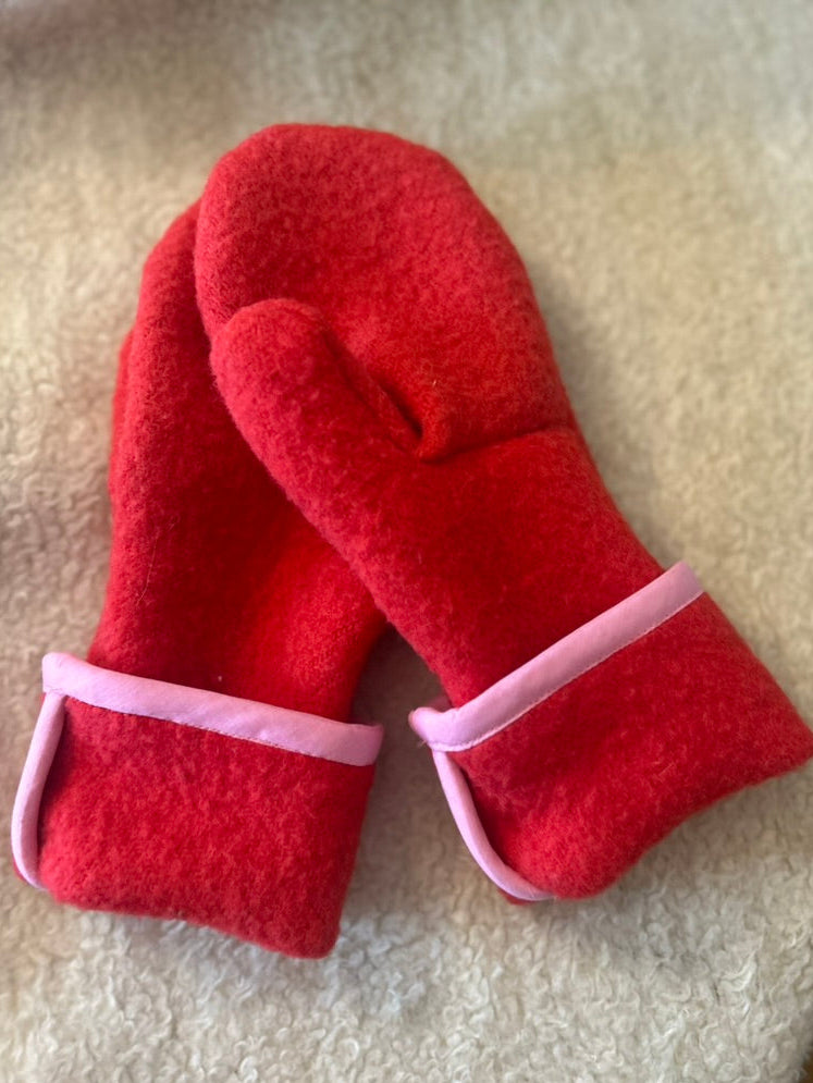 Upcycled Vintage Blanket Mittens