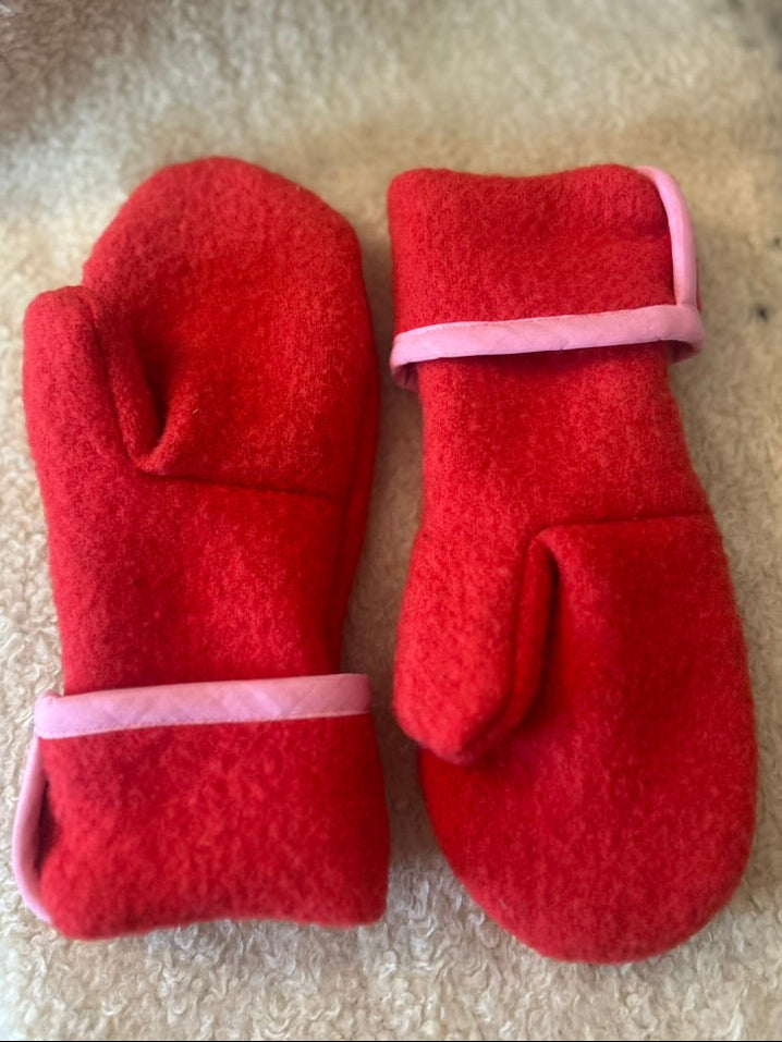 Upcycled Vintage Blanket Mittens